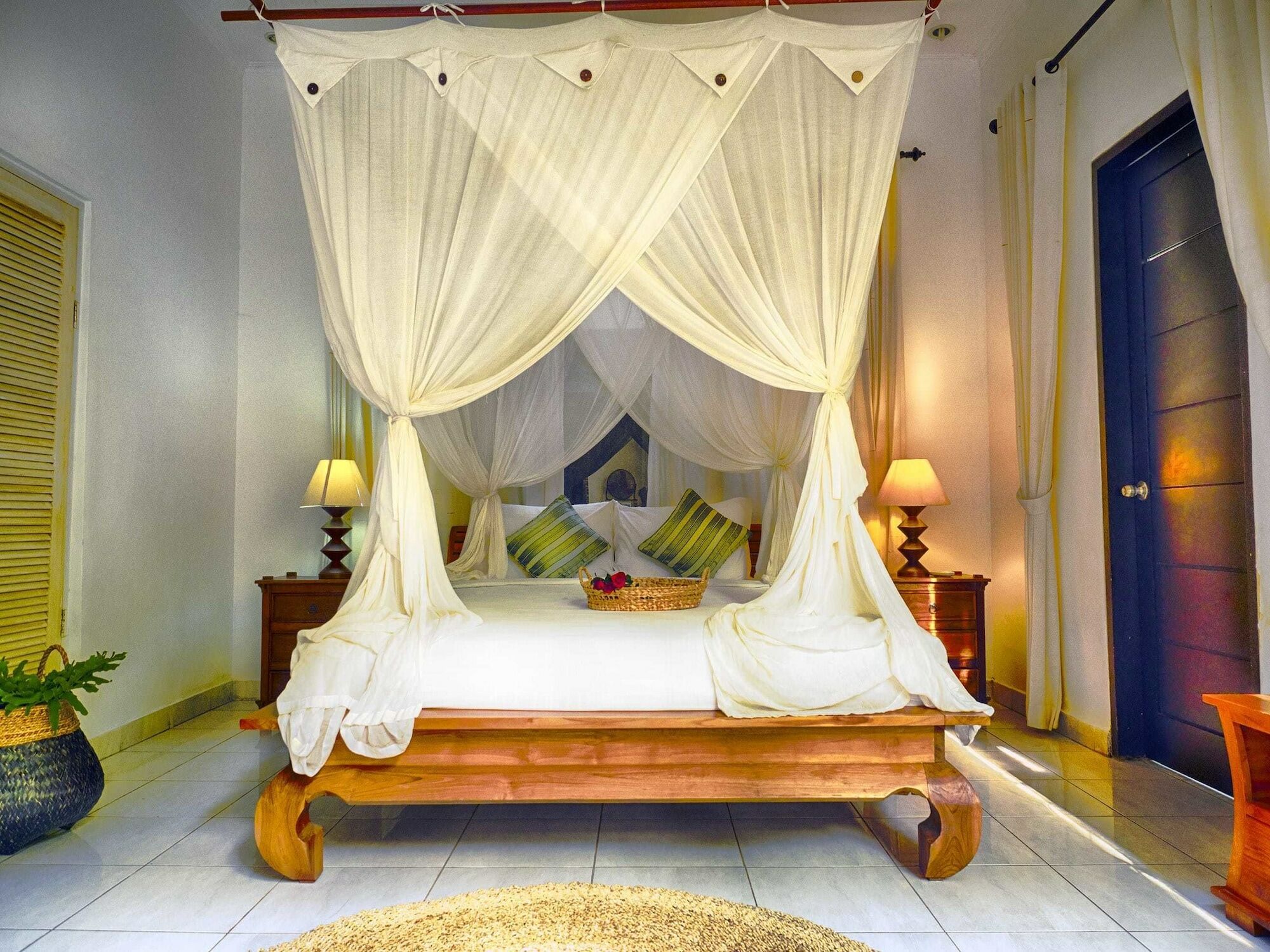Garden Villas Σεμινιάκ Εξωτερικό φωτογραφία